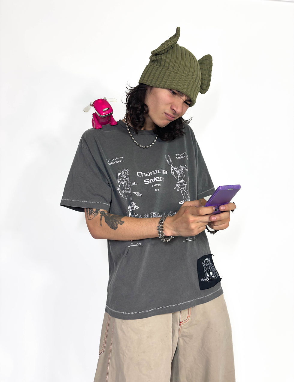 Thumbnail: character select grey tee