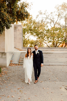 Bride and Groom Photos at The World War 1 Museum Kansas City