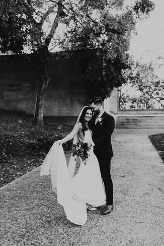 Bride and Groom Photos at The World War 1 Museum Kansas City