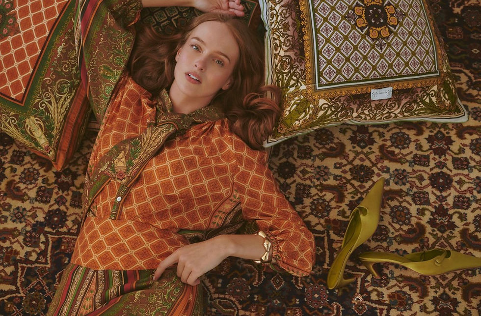 Thumbnail: One hundred stars Amulet gold pussybow blouse 