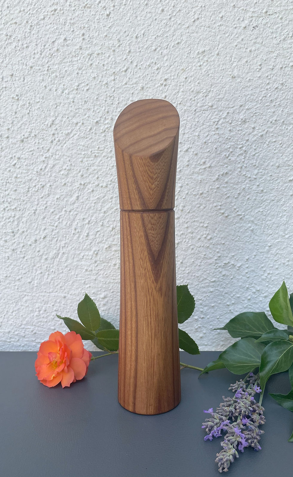 Gewürzmühle Ulme schräg