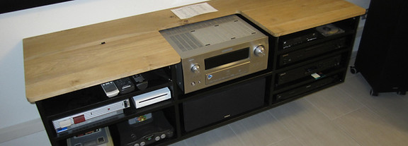 Phone Sideboard in Eiche