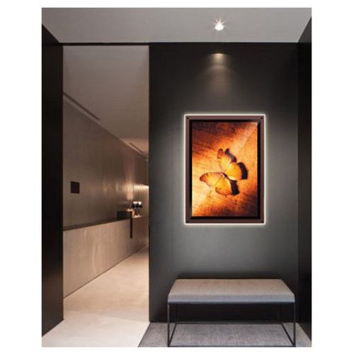 Crystal LED ljustavla med energisnål och modern design, perfekt för hem och kontor.