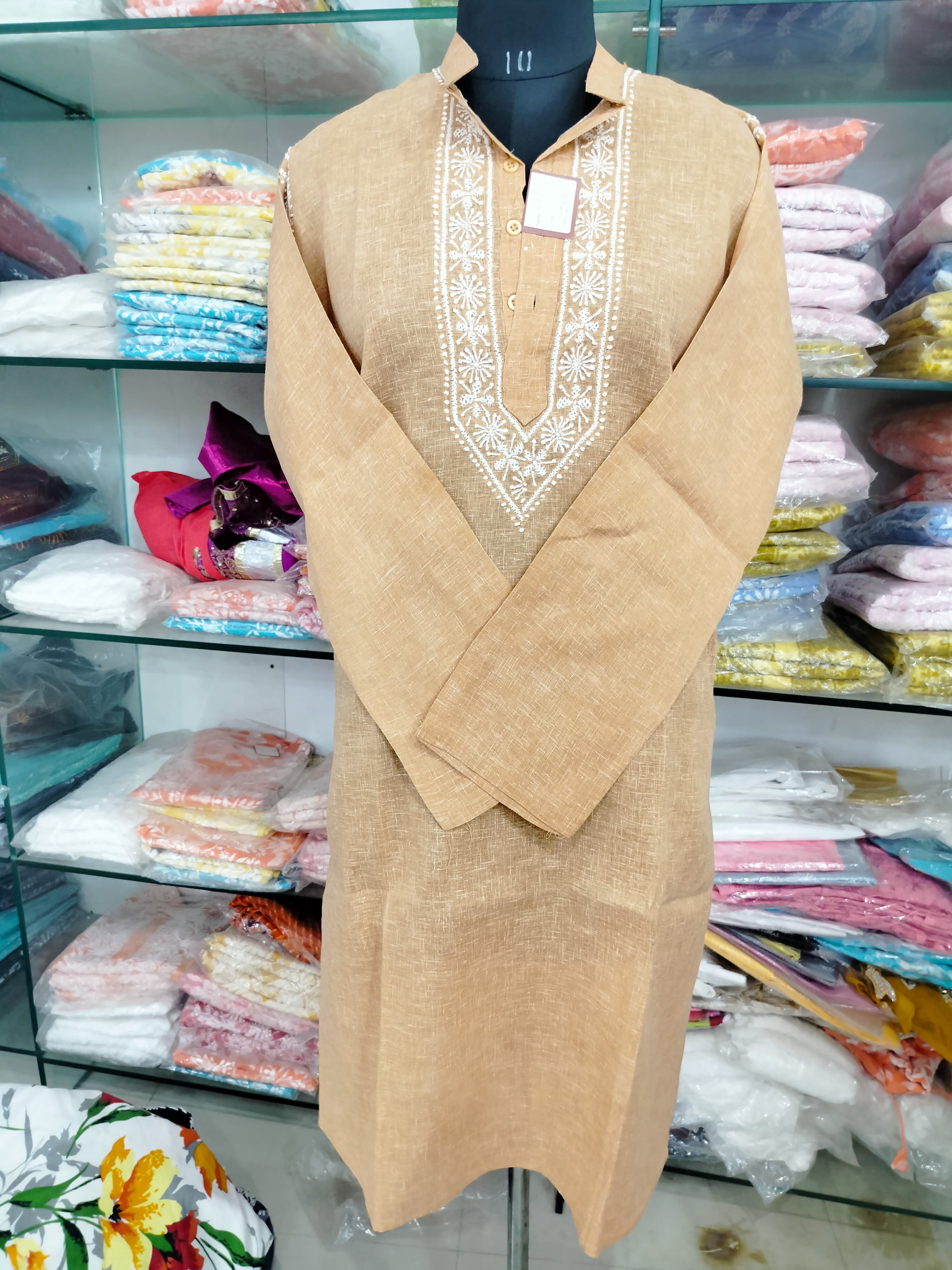 CHIKANKARI HANDWORK MEN'S KURTA