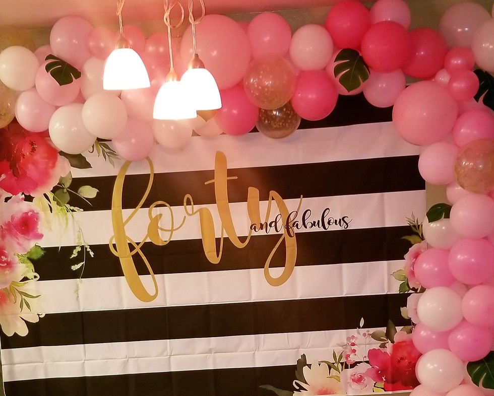 Thumbnail: Organic Balloon Garland (small)