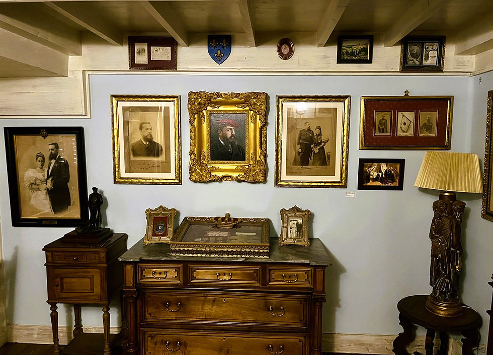 Sala de Carlos VII en el Museo Carlista de Madrid.
