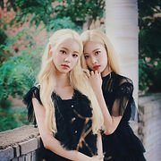 LOONA13.jpg