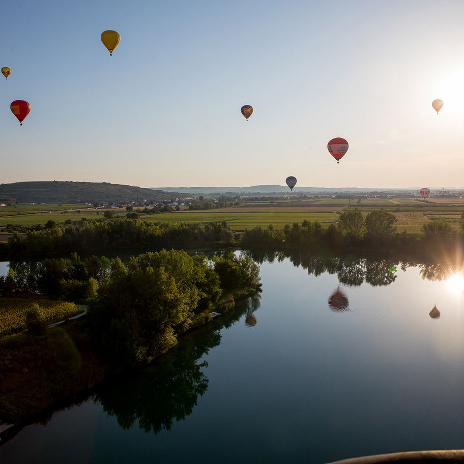 SKYBOATS - Ballonfahrt Love Is in the Air