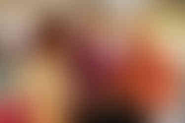 Presenter Kevin Harris hosting a live shopping centre event for Ford and Toni&Guy in 2010.