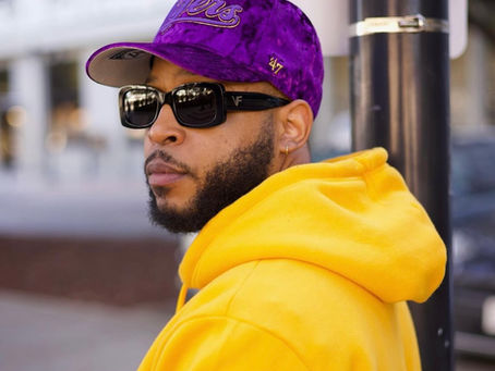 3 Tips for Pairing Baseball Hats with Cold-Weather Looks