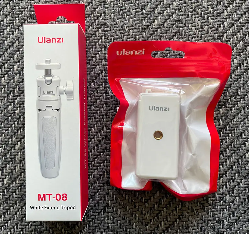 Unboxing of Ulanzi extendable tripod to replace heavy gimbals and tripods when trip (Ulanzi MT-08) 