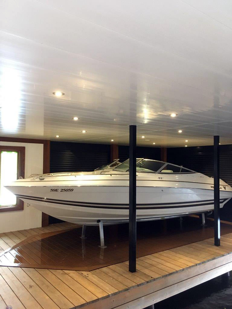 PVC Marine Wall Panels Vs FRP Boards-Which One Performs Better?