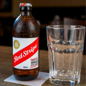 Ashs Plek red stripe.png