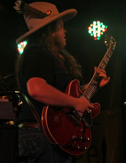 14066304_1285562098150989_6447863594253421752_o