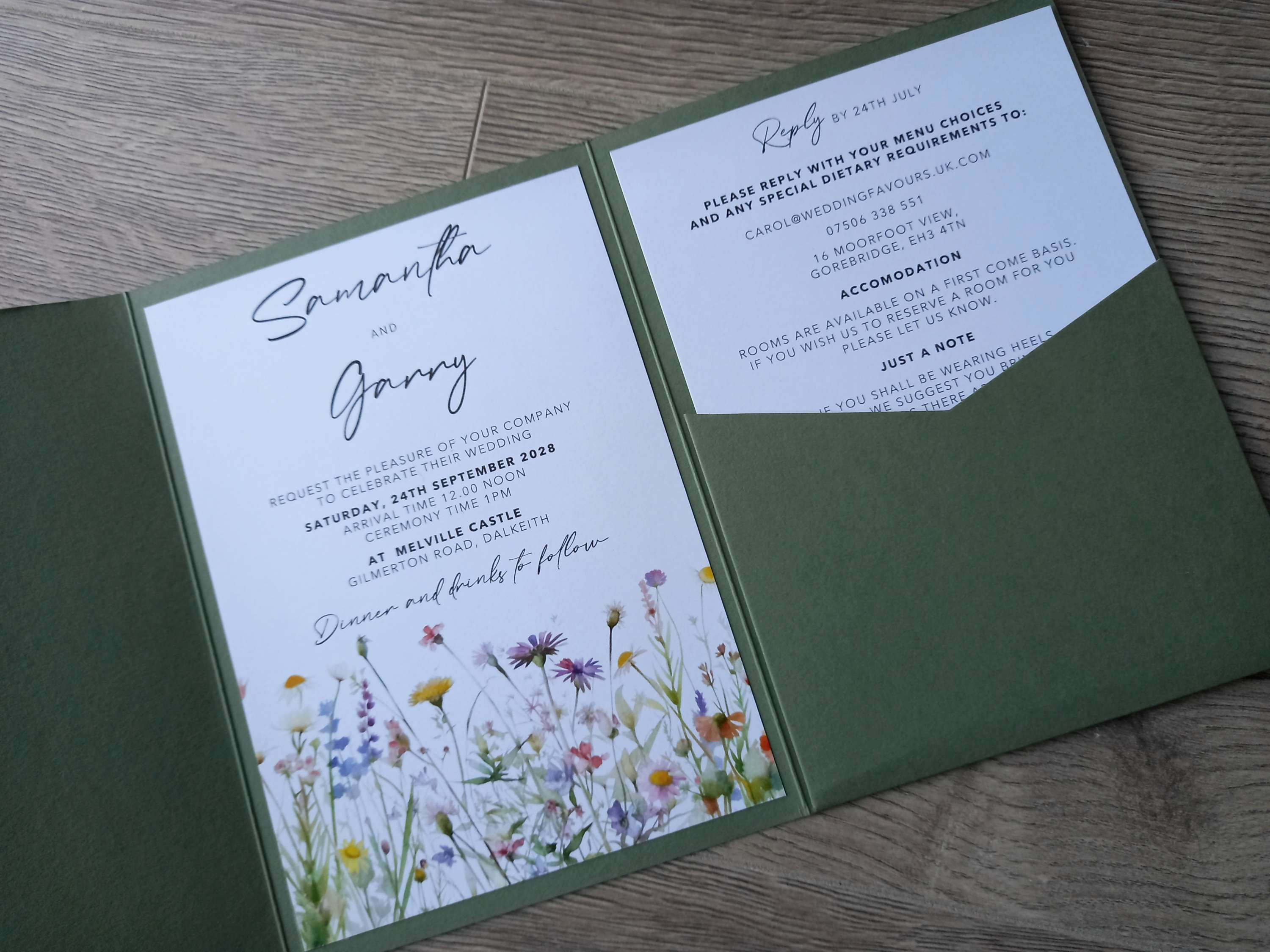 Wildflower Wedding Invitation, Pocket fold - INV3101202401
