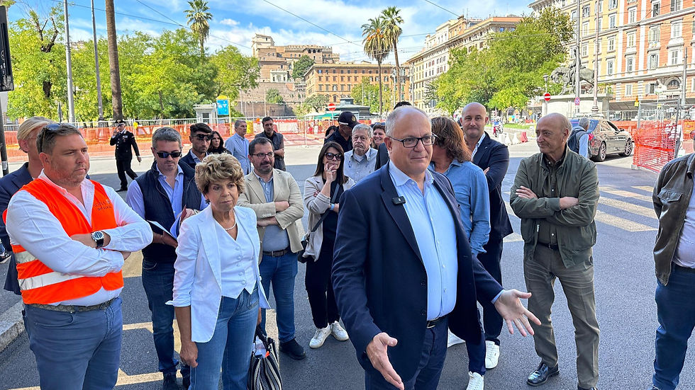 Il sopralluogo di Gualtieri per le strade di Prati in vista dell'Anno Santo