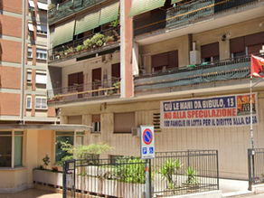 Via Bibulo, ok all'acquisto di 98 appartamenti occupati da parte del Campidoglio: «Un gesto di dignità e legalità»