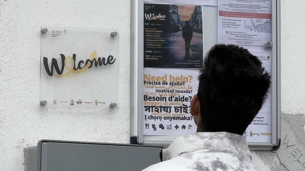 L'esterno del Welcome center inaugurato nella mattinata di giovedì 9 gennaio (La Capitale)