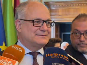 Polemica sulle periferie, la destra attacca Gualtieri: «Offende i romani». Il Pd: «Basta strumentalizzazioni, stiamo lavorando»