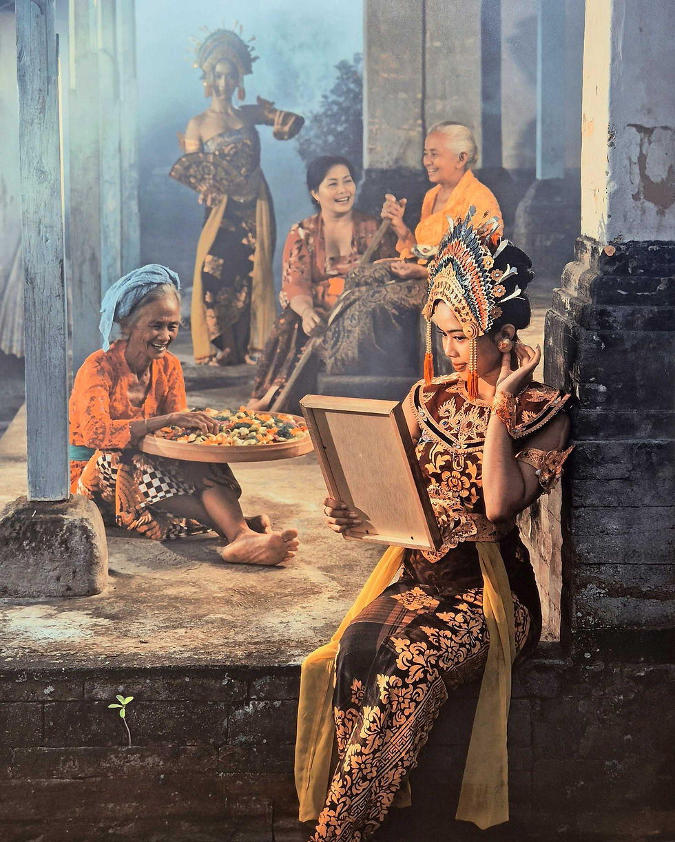 © Rarindra Prakarsa