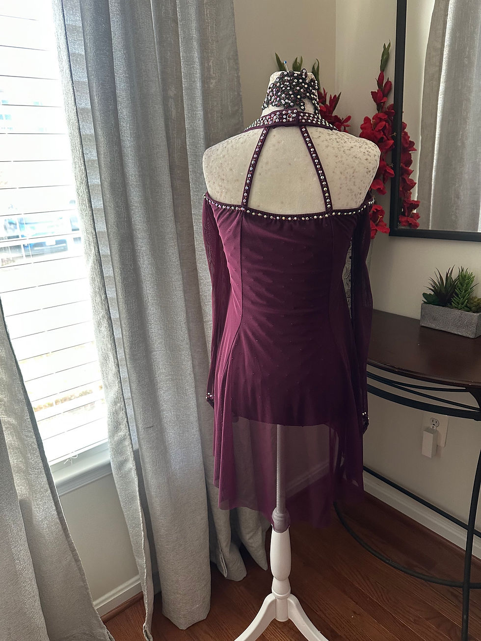 Thumbnail: SA costume 247c