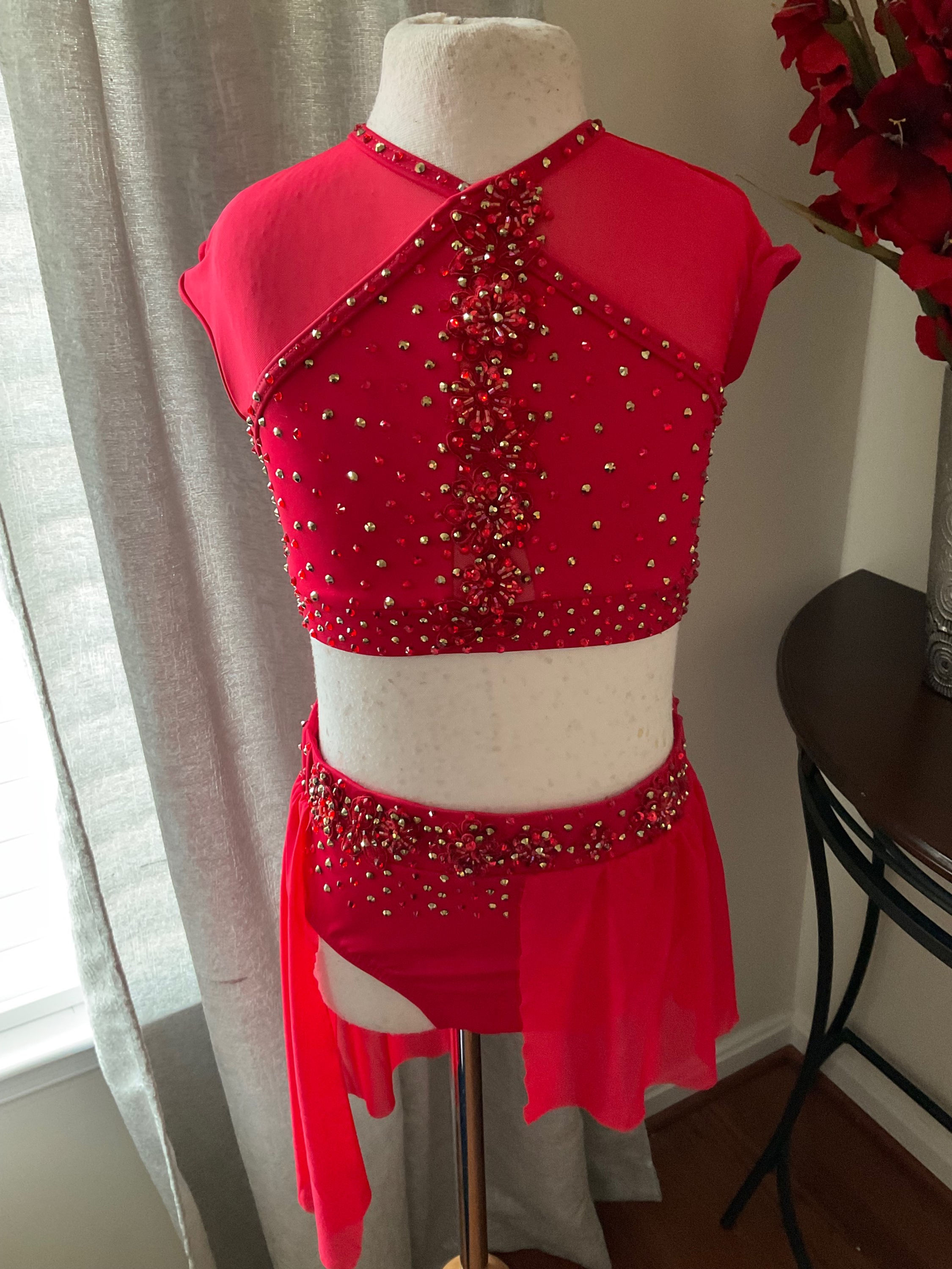 New Two piece costume (top medium child,  bottom, large child)