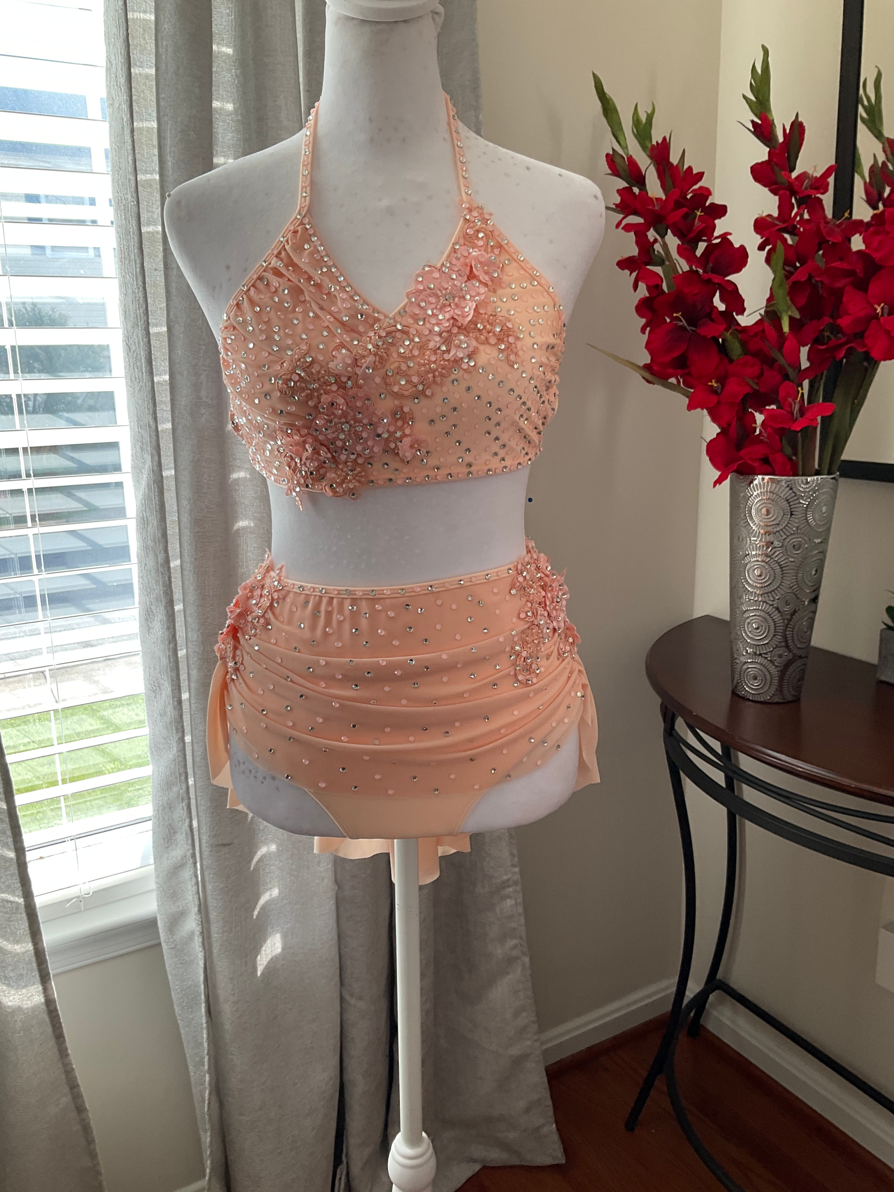 New adult small 024c