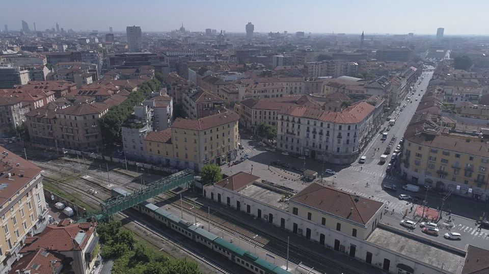 La stazione di Porta Genova e via Vigevano (ripresa dal drone - copyright Museolab6)