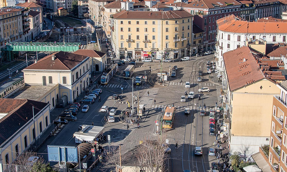 Il piazzale di Porta Genova