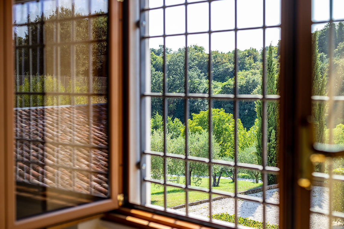 Il Casale Lonato: Affitto Breve Appartamenti Vacanza con Piscina Privata Lago di Garda