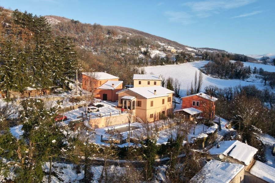 4d70eda20a4e060f2e81181749