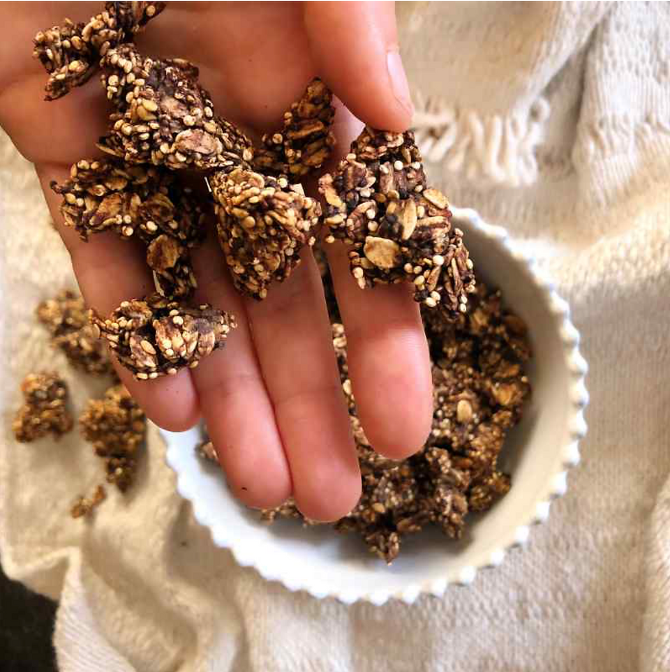 Le granola au quinoa et sésame