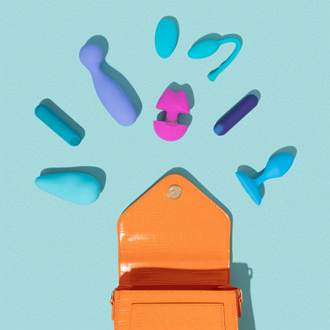 plusOne oragne bag gif 1080px by 1080px-min.gif
