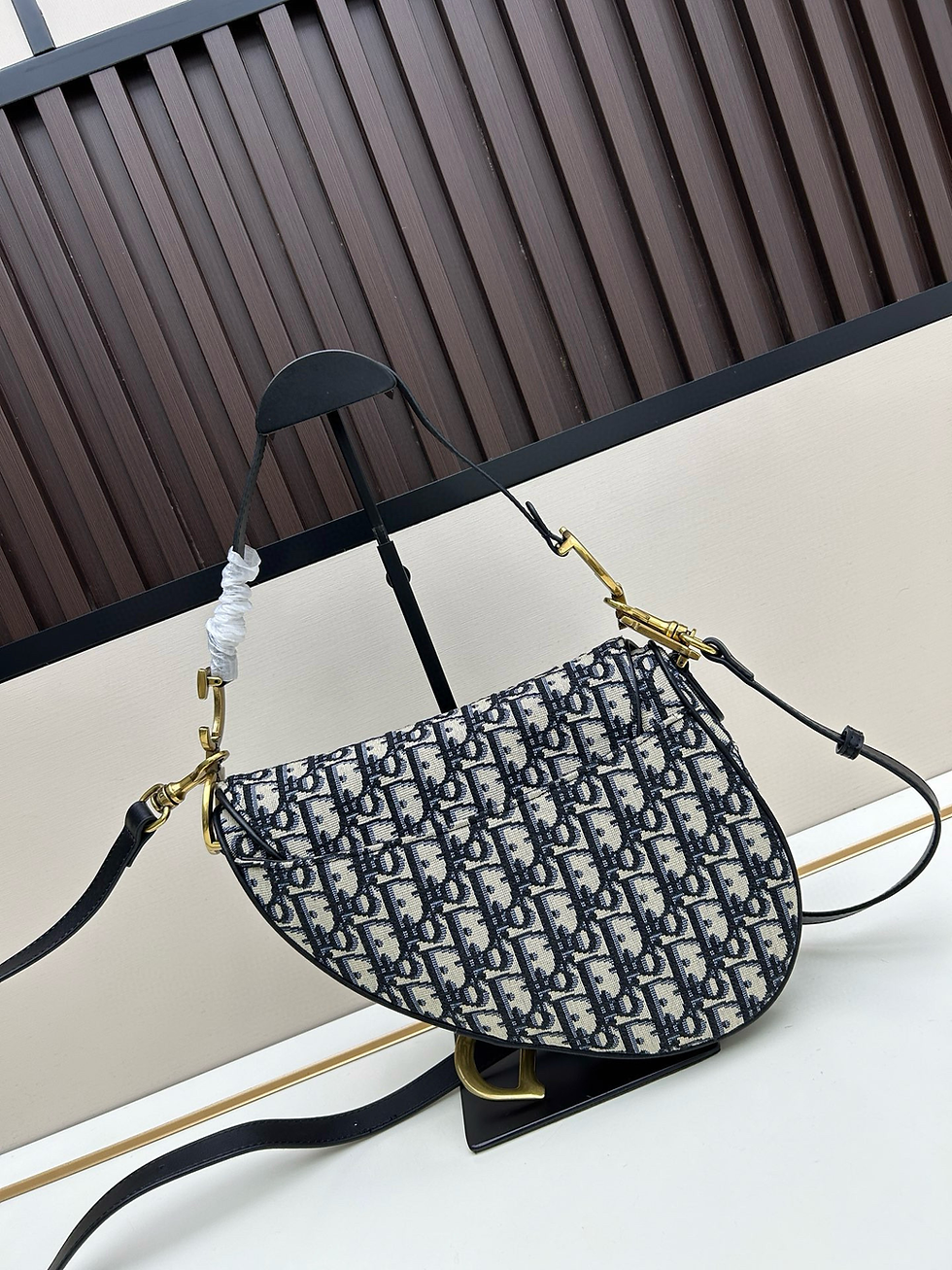 Thumbnail: G bag