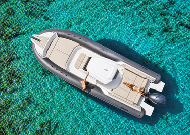 Gommone premium per noleggio a La Maddalena