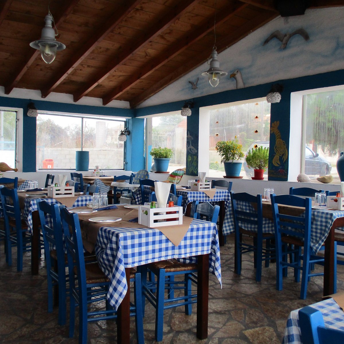 Taverna Malibu in Agios Georgios South, Corfu