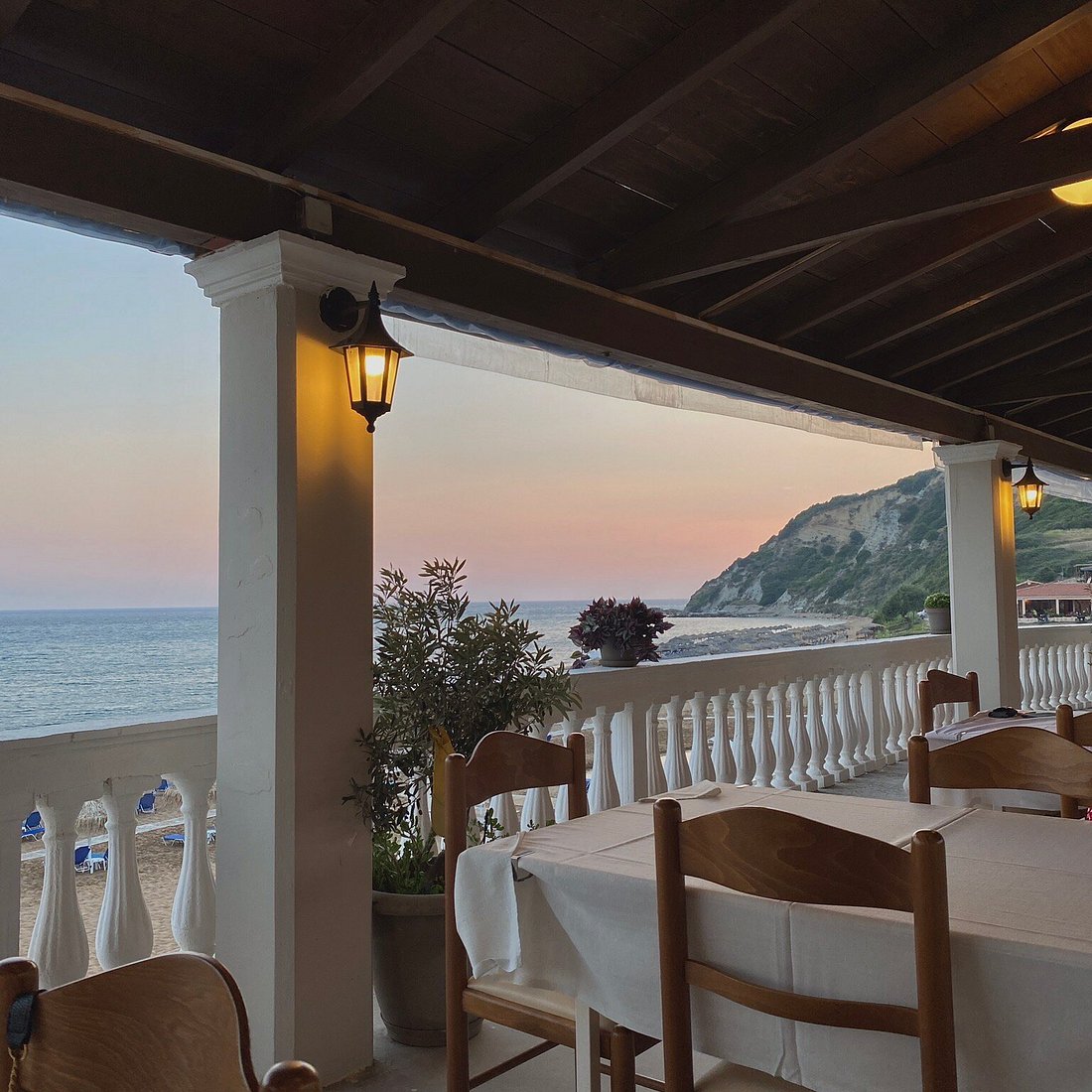 Baratos Taverna at Gardenos Beach, Corfu