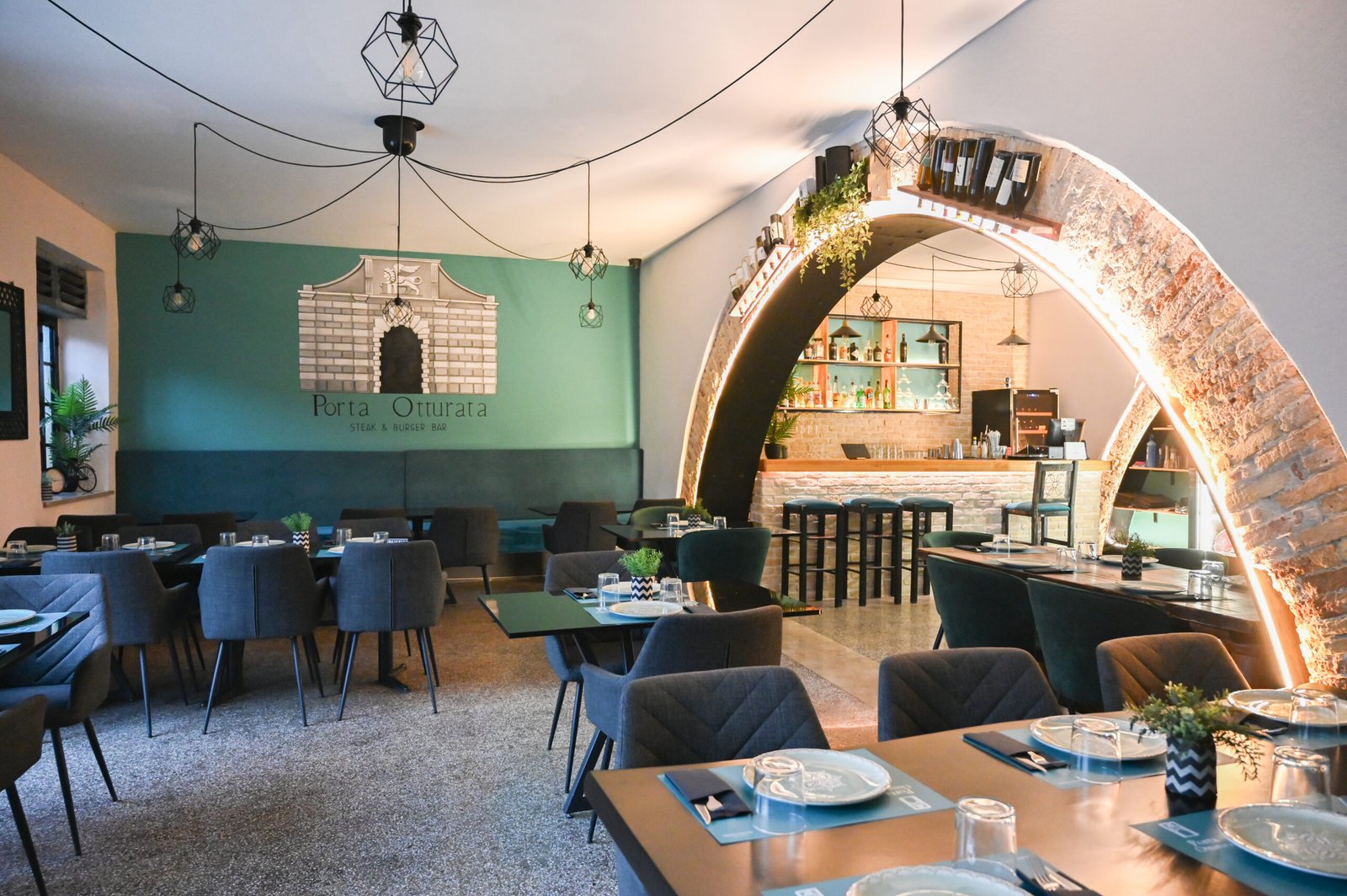 Porta Otturata restaurant interior in Corfu Town