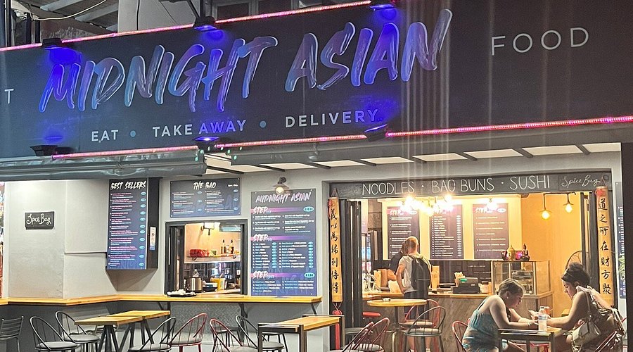 Midnight Asian Street Food in Kavos, Corfu