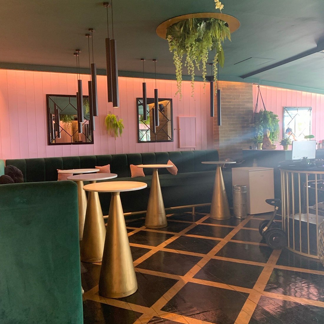 Gialos Coffee Bar overlooking Garitsa Bay in Corfu