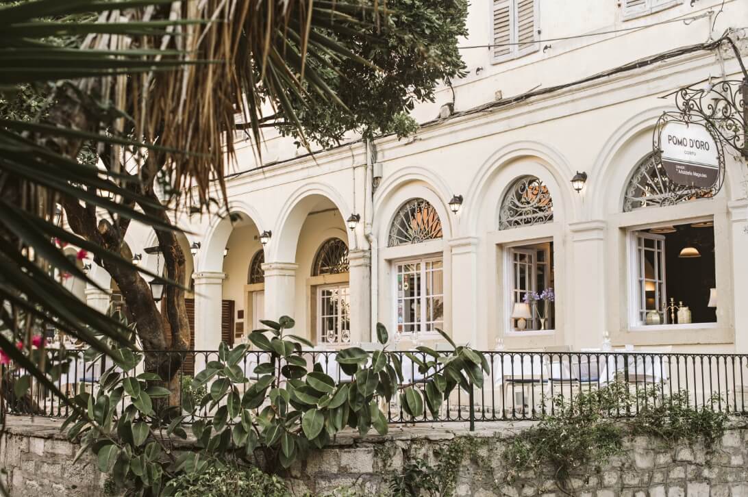 Pomo d'Oro restaurant in Corfu Town