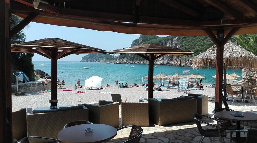 Snack Café Gefyra in Liapades, Corfu