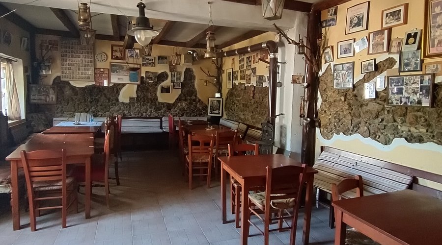 Inside Costas Taverna in Agios Ioannis, Corfu