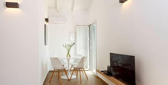 Dining area at Mary's Country House in Lefkimmi, Corfu
