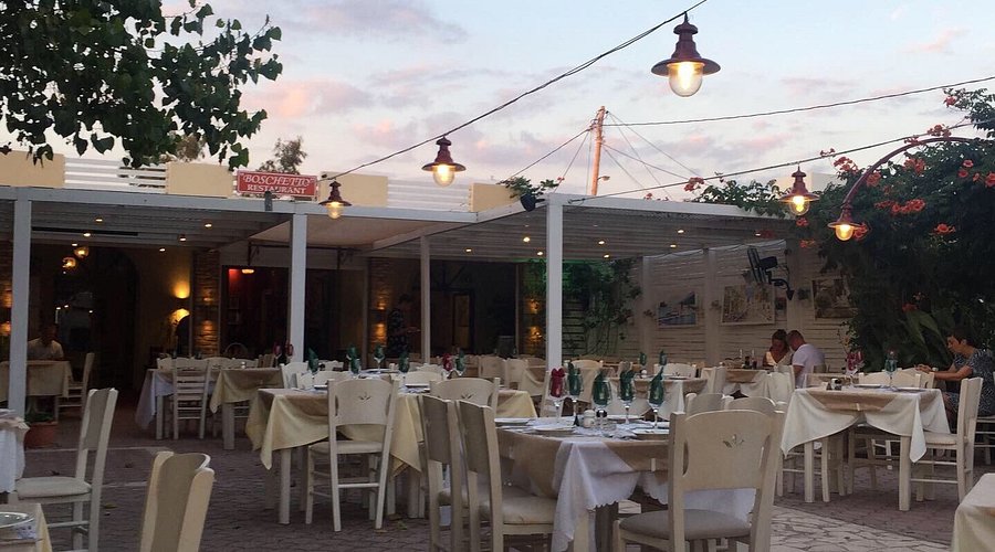 Boschetto restaurant in Agios Georgios South, Corfu