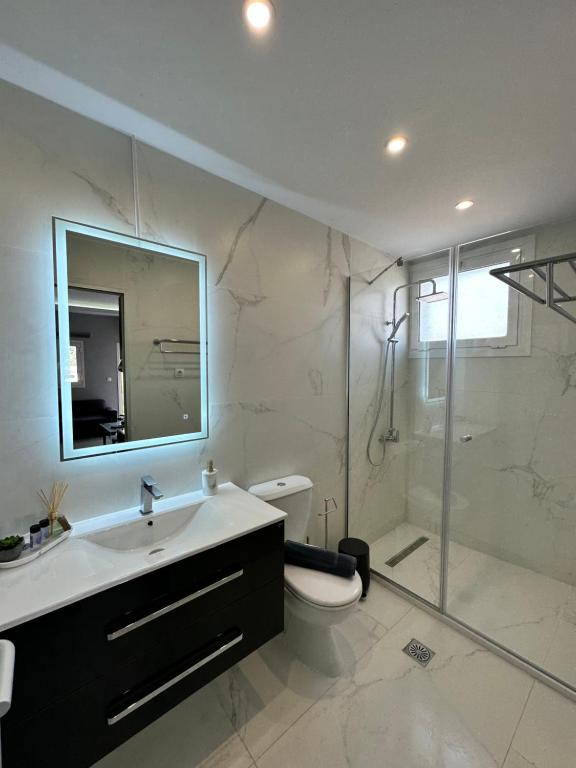 Nisos Family House accommodation gallery