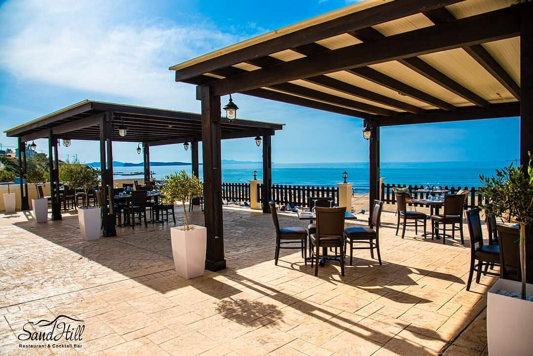SandHill Restaurant & Cocktail Bar on the seafront in Agios Stefanos, Corfu