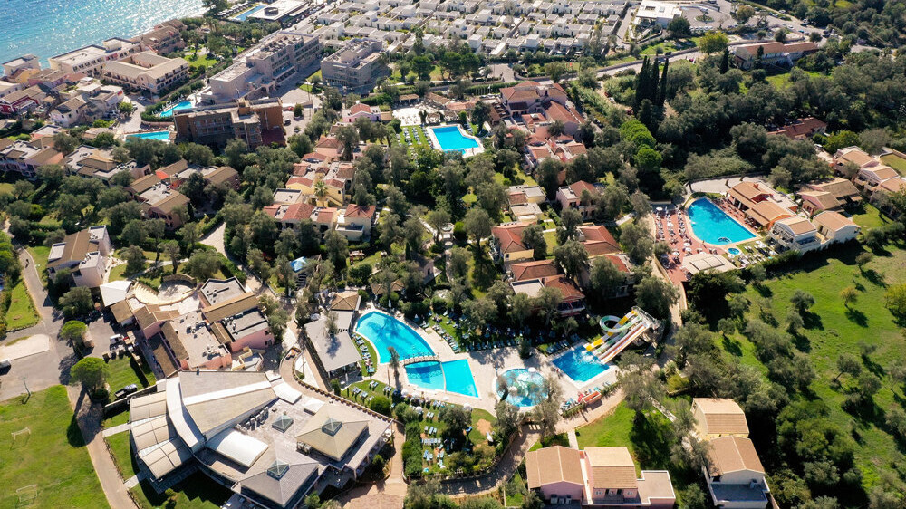 reservations@apollopalace-corfu.com