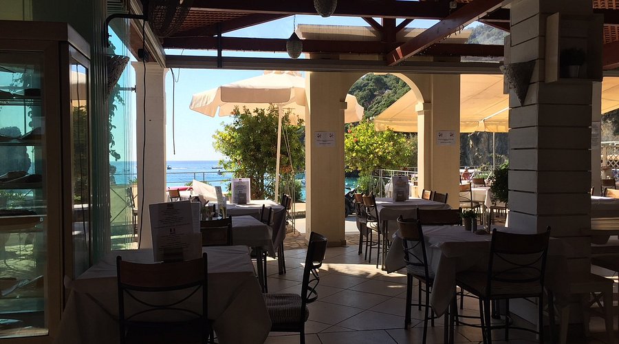 Apollon Restaurant in Paleokastritsa