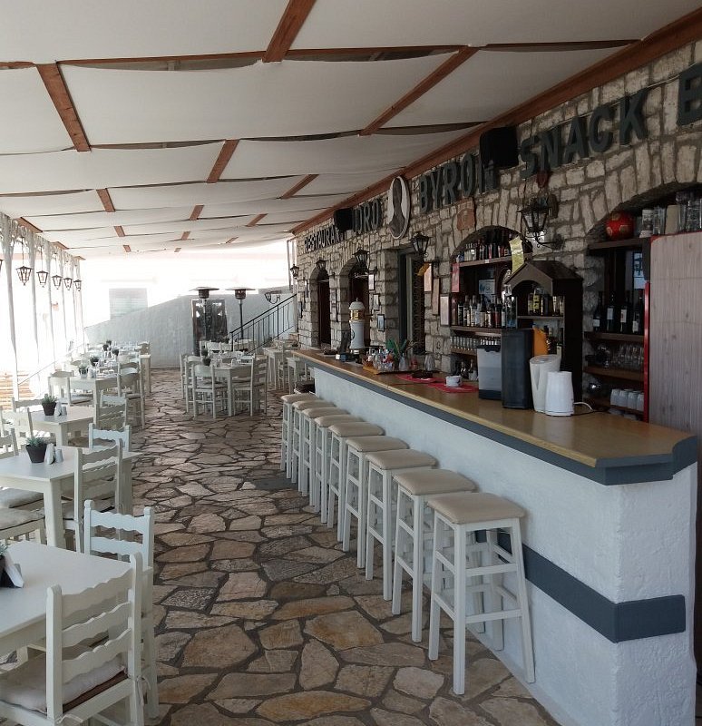 Lord Byron restaurant in Barbati, Corfu